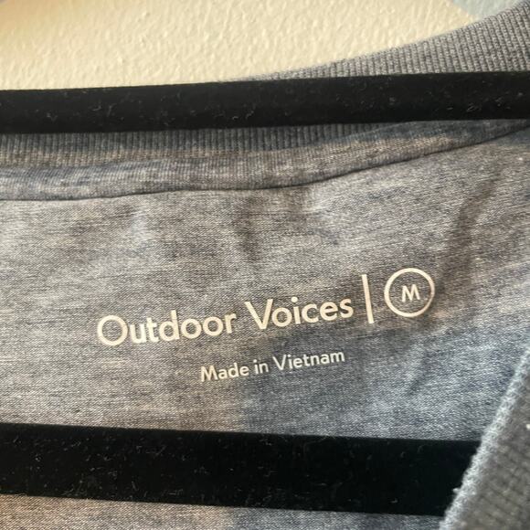 Outdoor Voices Men's Coudknit Tee in Charcoal / Heather Gray Sz M - Picture 2 of 6